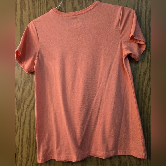 Cute, short sleeve peach graphic t shirt. Worn once. Size small. - Picture 3 of 3